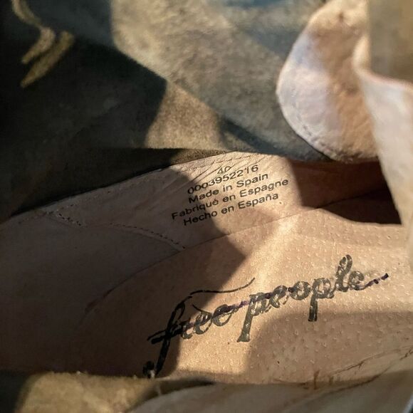 NWT Free People Suede James Chelsea Knee High Tall Brown Boots
Size 40 US 10 - Picture 11 of 11